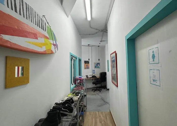 Hostel Medano Nest *