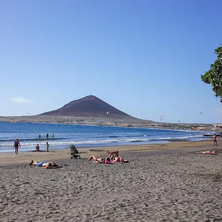 Medano Nest Vandrarhem *