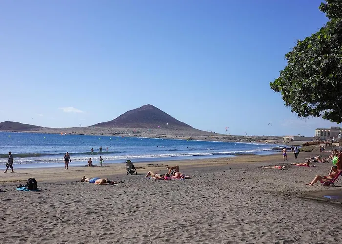 Medano Nest Hostel *